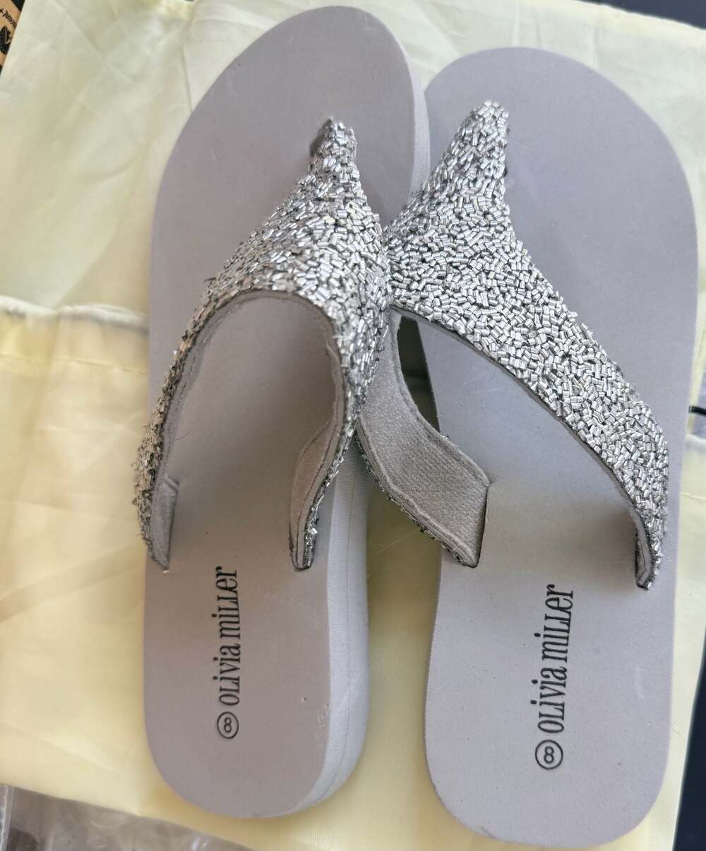 Olivia Miller Womens Silver Jeweled Wedge Flip Flops Size 8